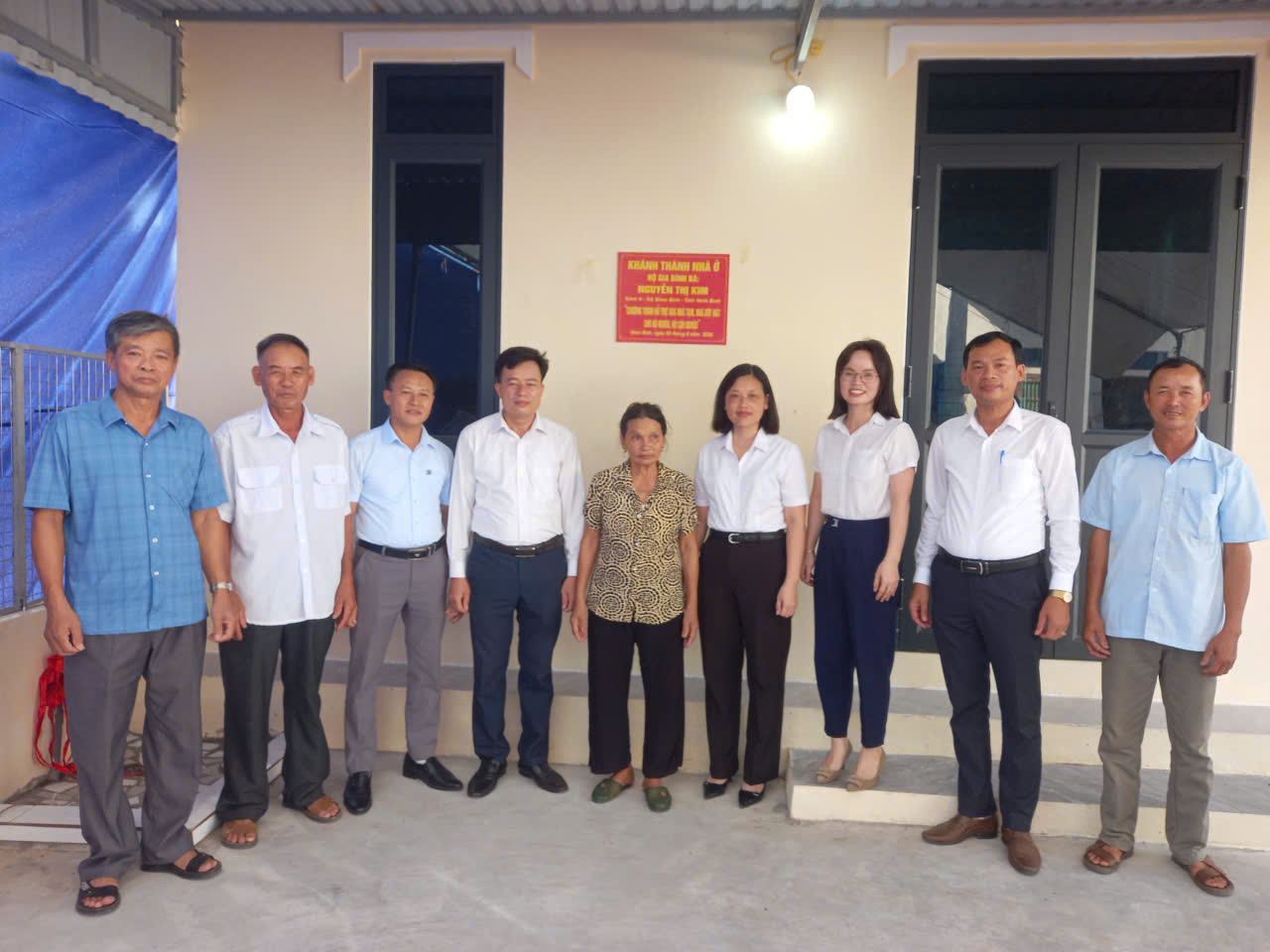 Lễ bàn giao xây dựng nhà Đại đoàn kết hộ bà Nguyễn Thị Kim – Xóm 4, xã Giao Bình